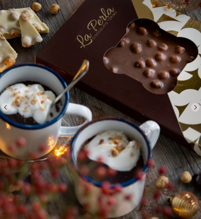 „LA MATTONELLA” Biała Czekolada z Orzechem Laskowym 450g